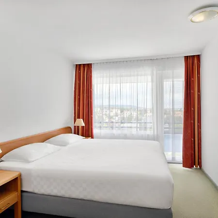 Danubius Hotel Annabella Balatonfured Room photo