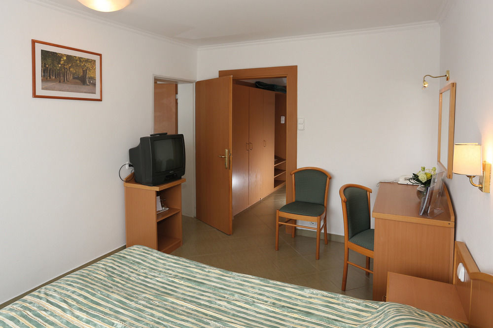 Hotel Danubius Annabella 3*